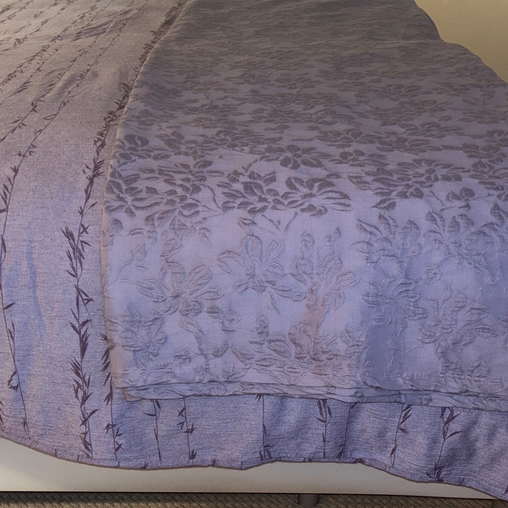 Calvin Klein Lavender Botanical Embossed Coverlet